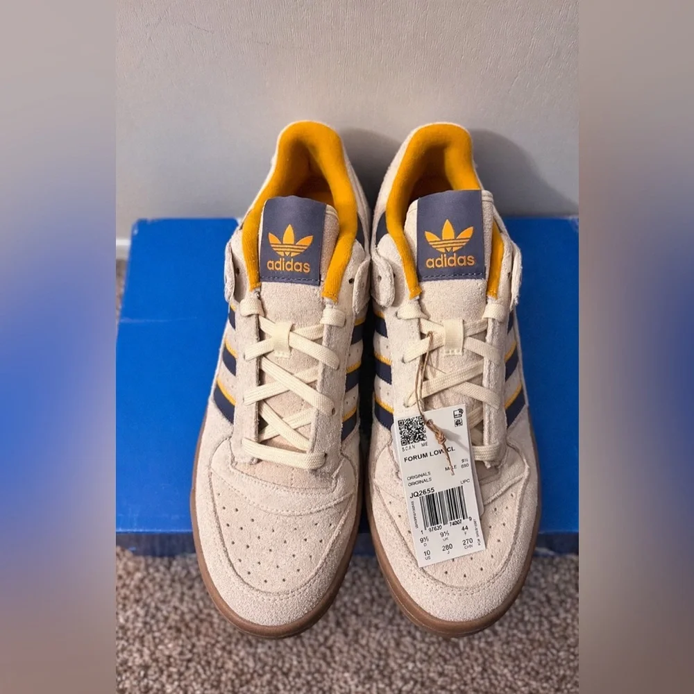Adidas Forum Low CL Shoes